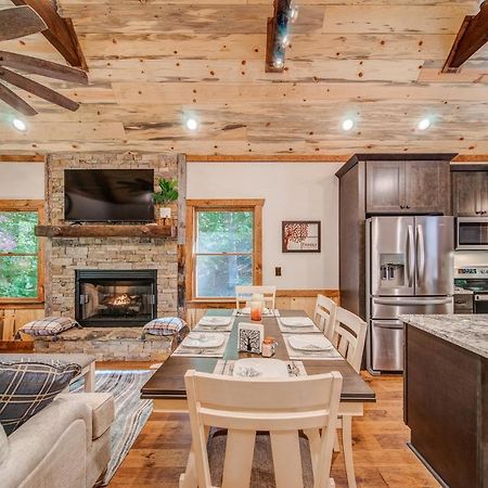 Brand New Build Luxury Mountain Chalet With Hot Tub, Pool, Game Room, Premium Features Ellijay Exteriér fotografie