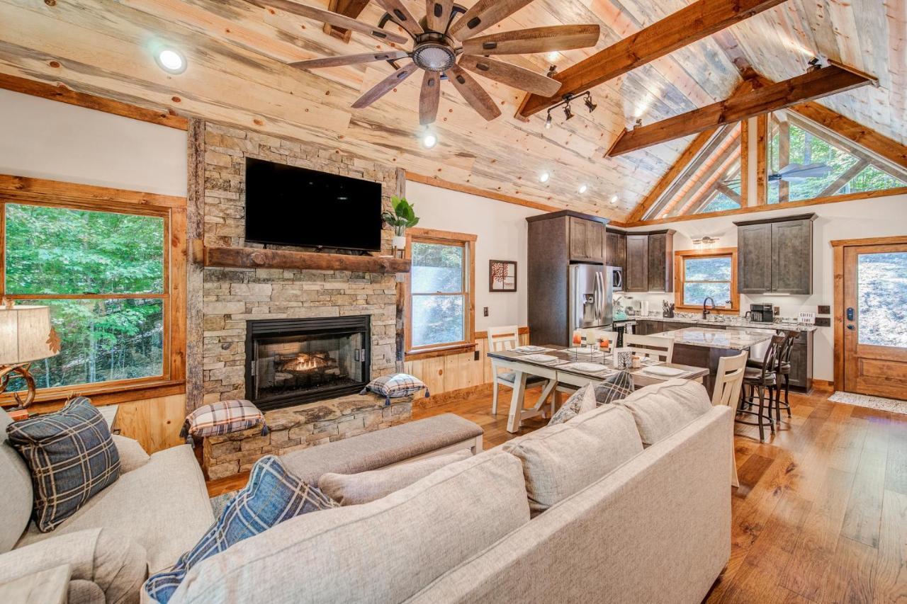 Brand New Build Luxury Mountain Chalet With Hot Tub, Pool, Game Room, Premium Features Ellijay Exteriér fotografie